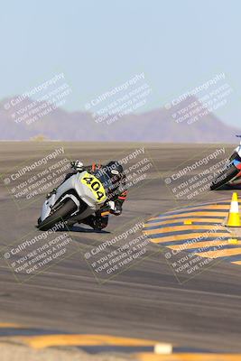 media/Oct-07-2023-CVMA (Sat) [[f84d08e330]]/Race 13 500 Supersport-350 Supersport/